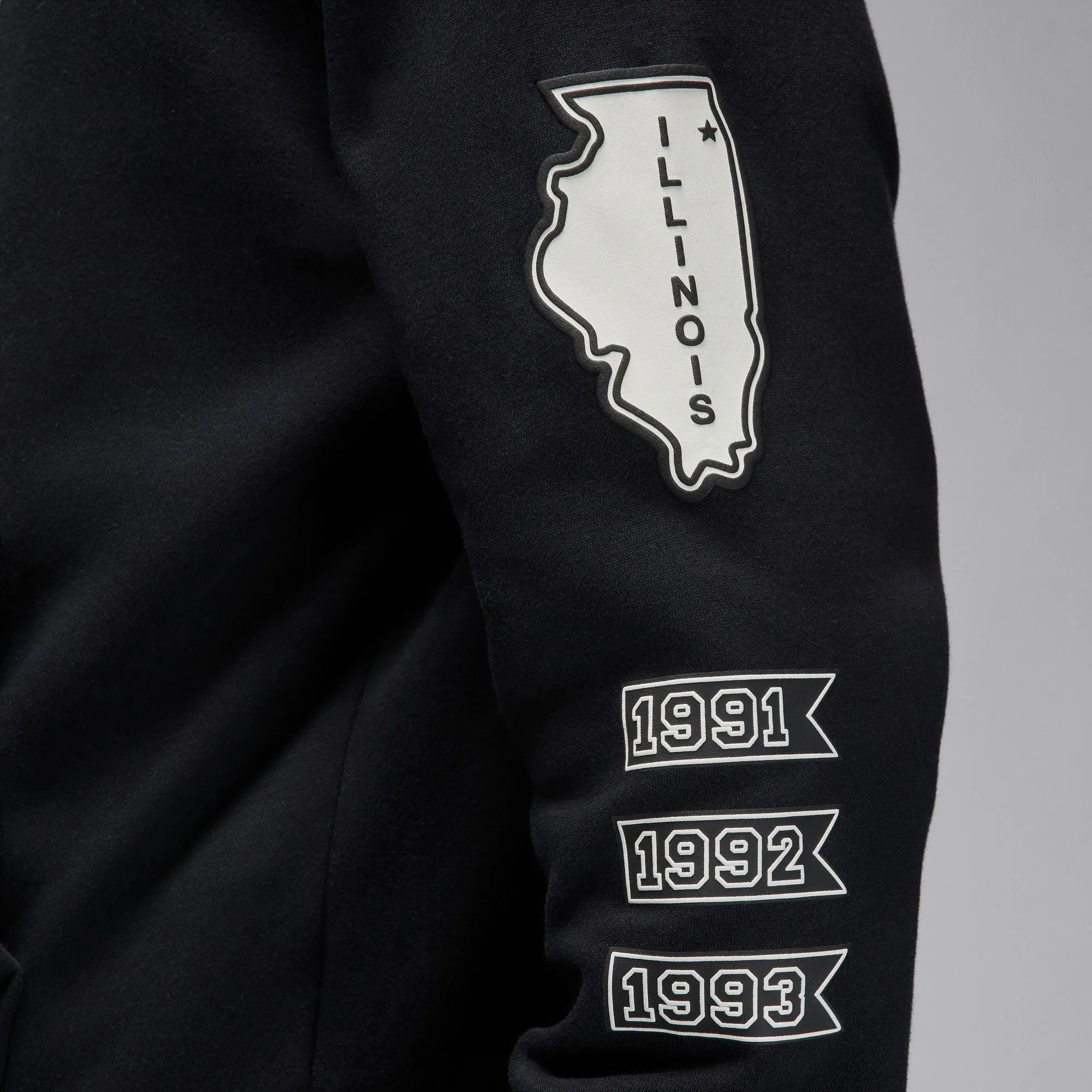 Jordan - Men - Essential Member Pullover Hoodie - Black/Dune Red/White