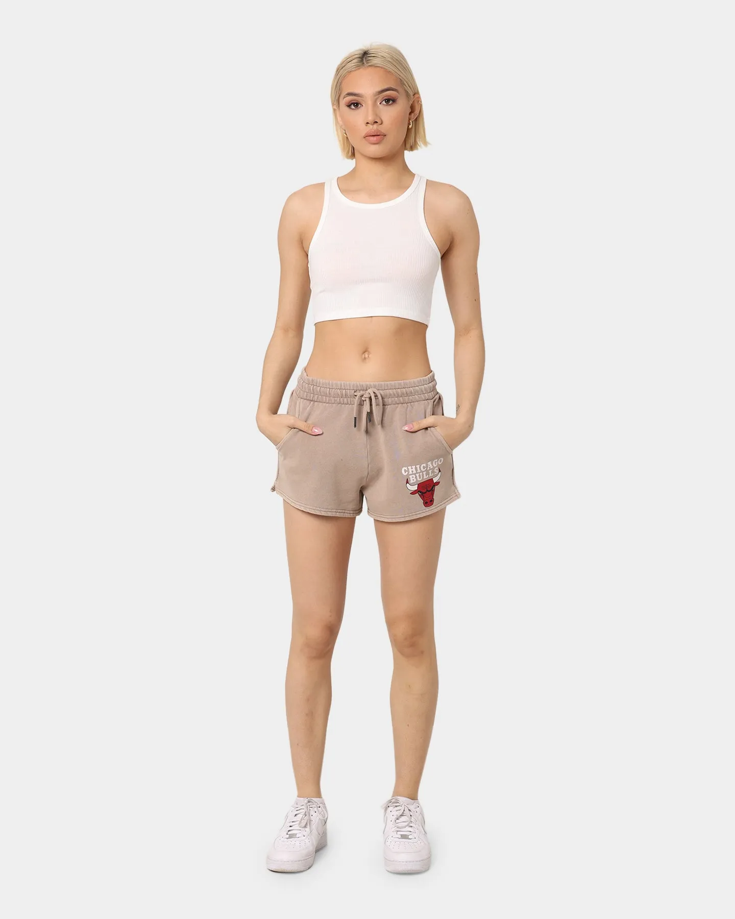 Mitchell & Ness Women's Chicago Bulls Courtney Shorts Mushroom